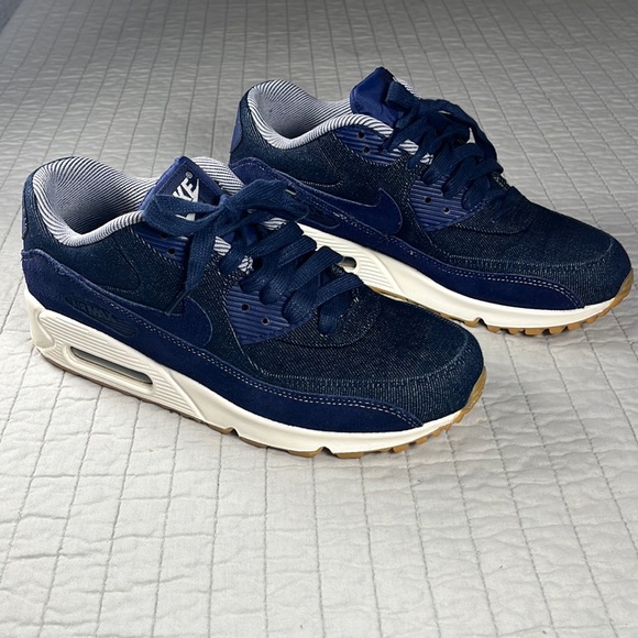 Nike Shoes - Nike Air Max 90 SE Women’s Denim and Suede Binary Blue Muslin, Size 8.5